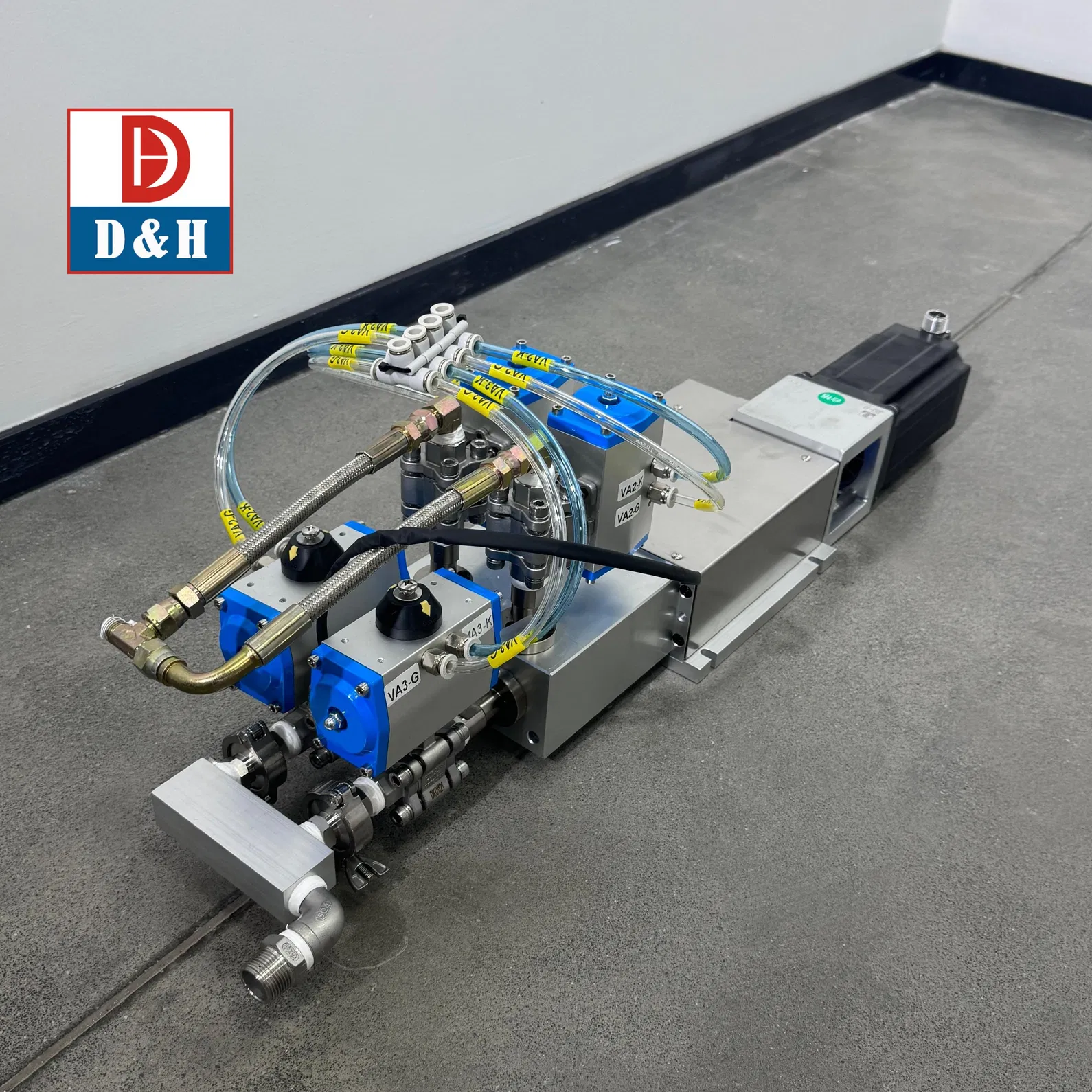 Sistem Dispensing Lem Robot Dispenser Resin Epoxy Kompak Untuk Potting PCB Dengan Kamar Tertutup 2